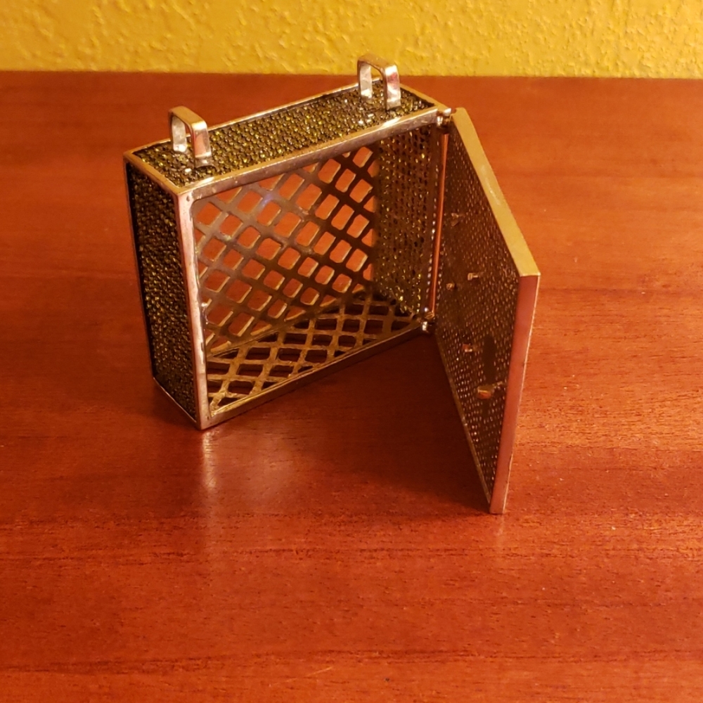 Pendent - Picture 4 of 4